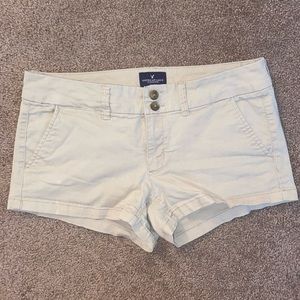 American Eagle Khaki Shortie
